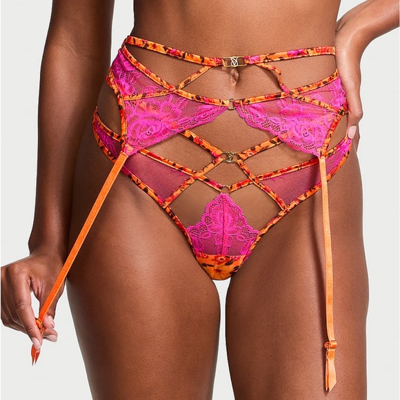 Victoria’s Secret 3PC VERY SEXY Satin Floral Bra Panty Garter Flaming Hot 🔥🔥🔥 - Picture 6 of 10